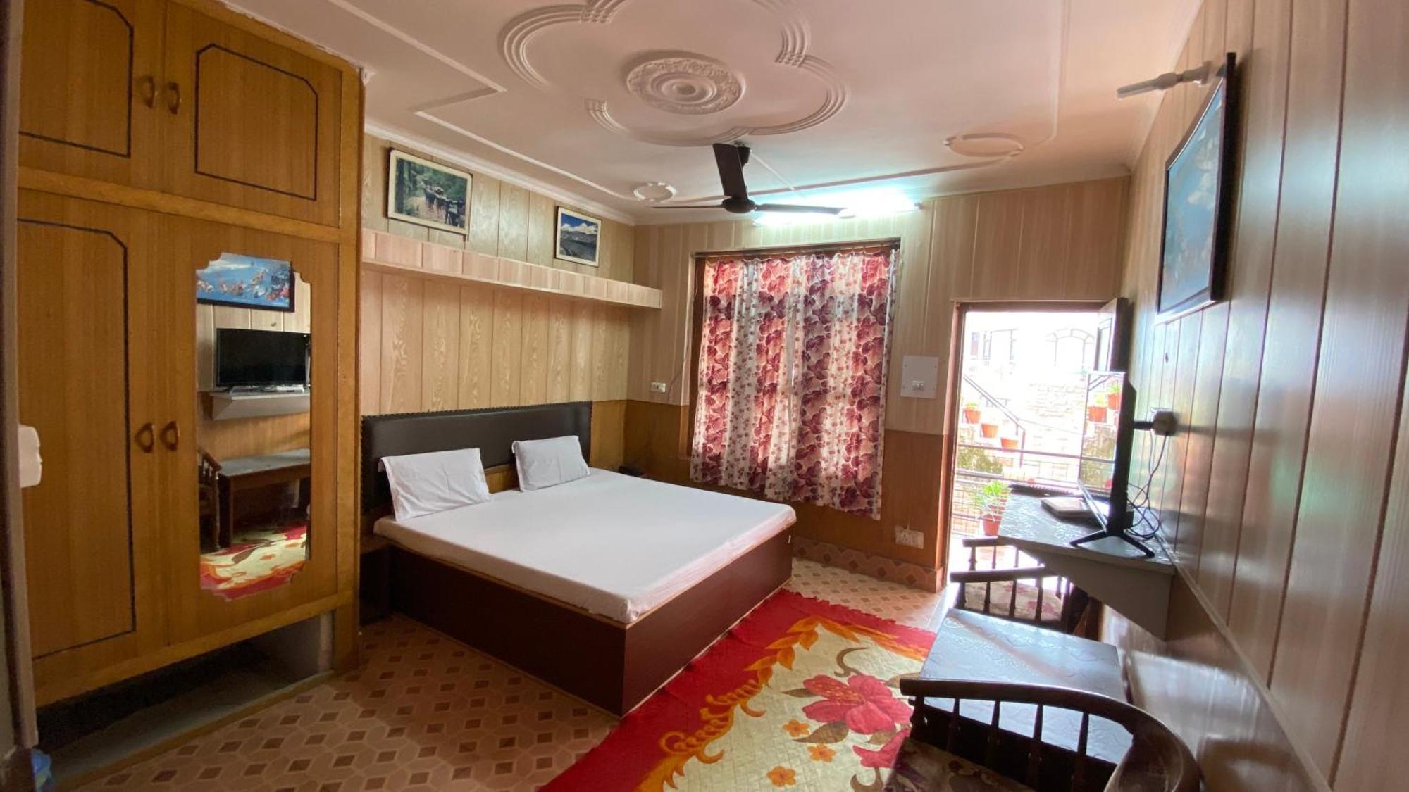 Hotel Ekant Lodge McLeod Gandzs Kültér fotó