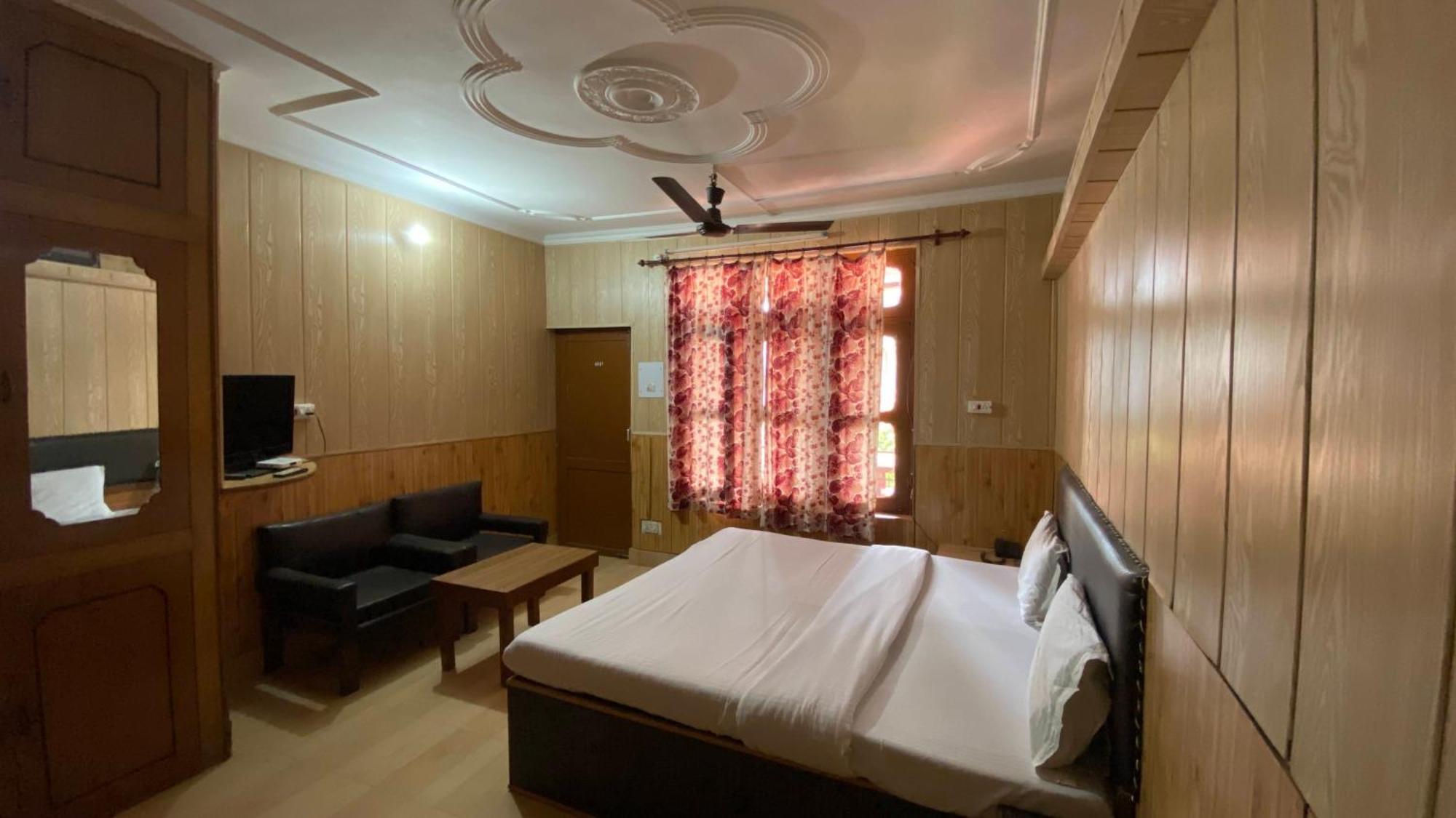 Hotel Ekant Lodge McLeod Gandzs Kültér fotó